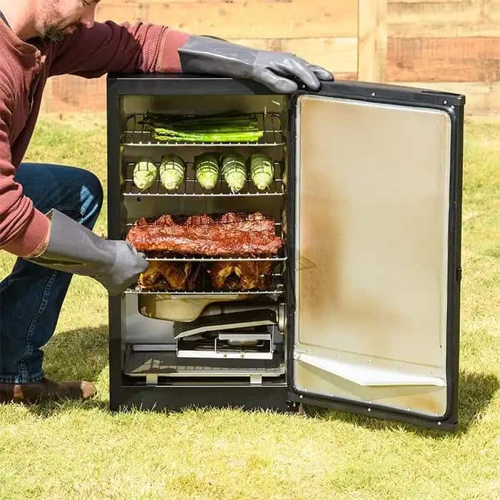 BBQ-Smoker-Masterbuilt